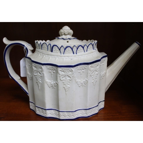 163 - An early 19th century Castleford style feldspathic stoneware teapot, with sliding lid