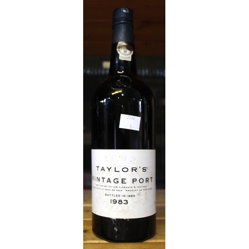 95 - Taylor's Vintage Port 1983 (1)