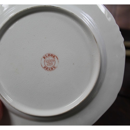 212 - A selection of 19th century porcelain to include cup & saucer duo's by Spode, Davenport, Copland, Me... 