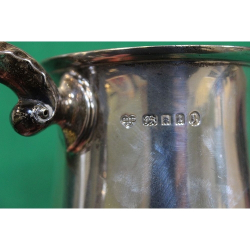 6 - Goldsmiths and Silversmiths Company, a Georgian design silver tankard, London 1934, 246g