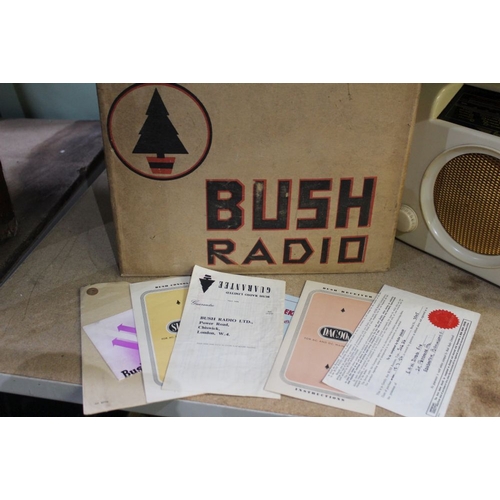 78 - A vintage Bakelite Bush radio DAC 90A in original box and with instructions