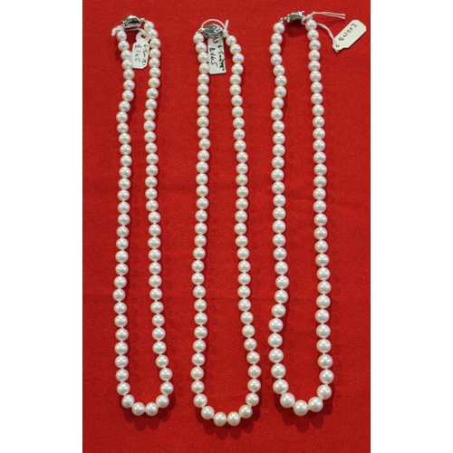 17 - Three fresh water cultured pearl necklaces with silver clasps (3)