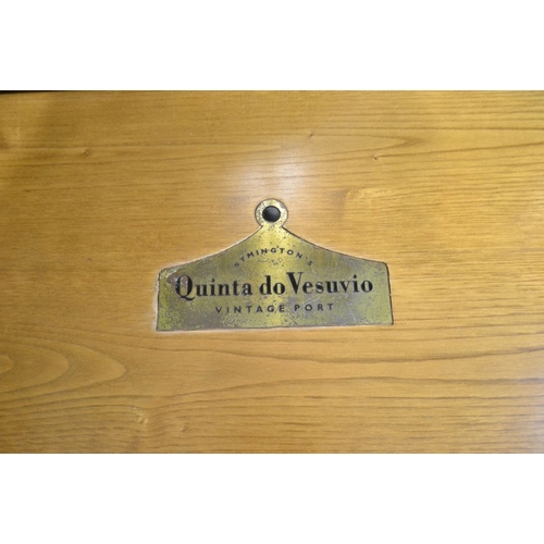 104 - A Syminton's Quinta do Vesuvio Vintage Port oak case, having brass side carrying handles, the hinged... 