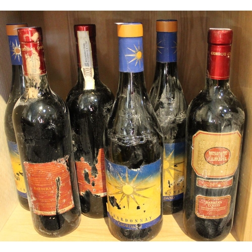 115 - Mixed lot containing three red & three white wines (6)