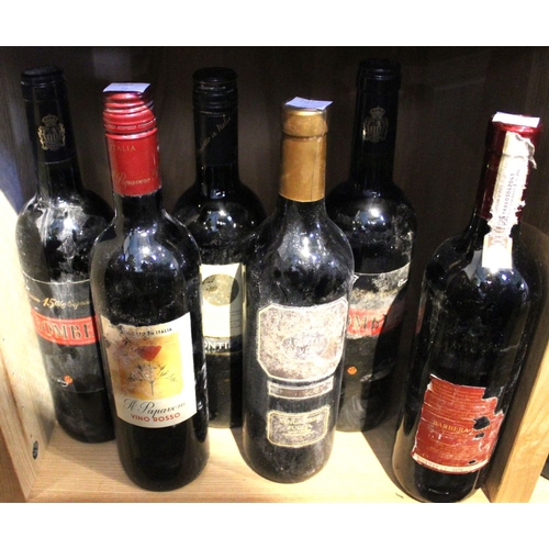 117 - Mixed lot containing six red wines (6)