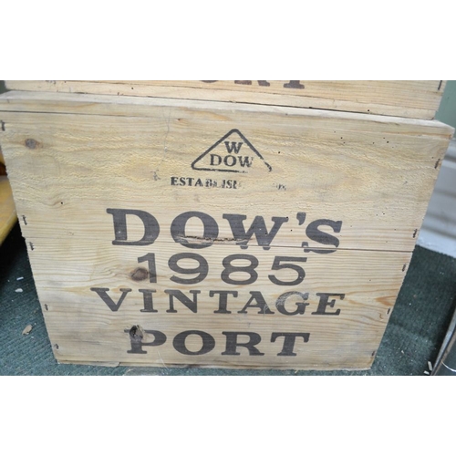 99 - Dow's Vintage Port 1985, 12 bottles in original wooden case