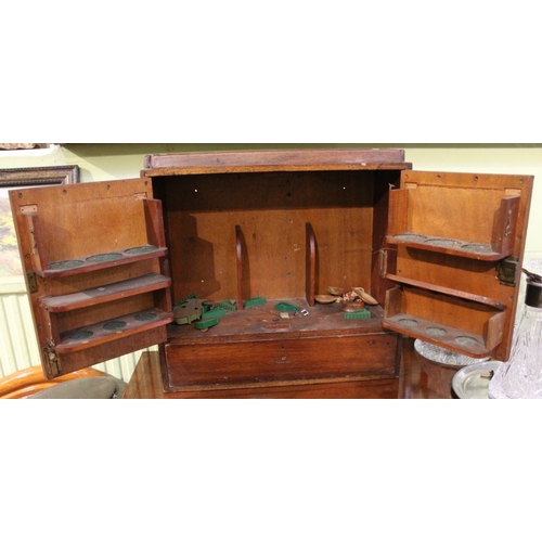 102 - A mahogany two door cupboard with draw to base 53cm wide