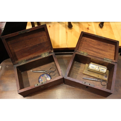 229 - A nineteenth century dressing table mirror together with two mahogany boxes