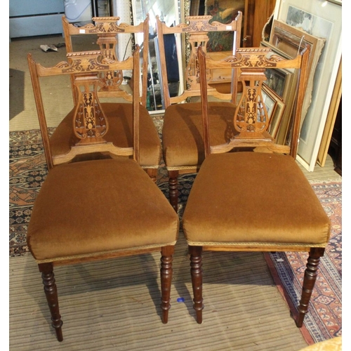 244 - An Edwardian salon suite comprising a double end chaise, two armchairs and six single chairs with up... 