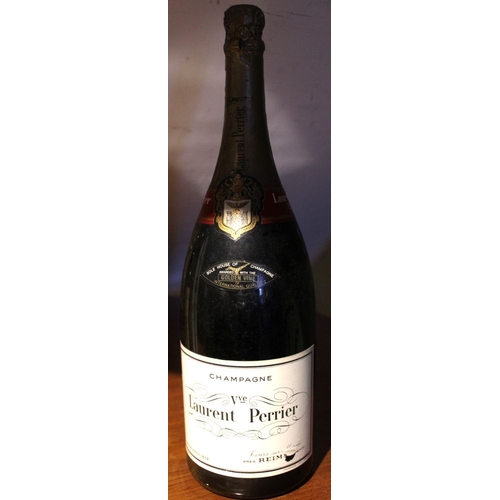 401 - Laurent Perrier champagne, 1 Magnum