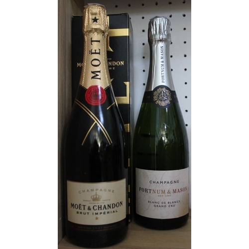 15 - A boxed Moet Chandon champagne, together with a Fortum & Mason Champagne