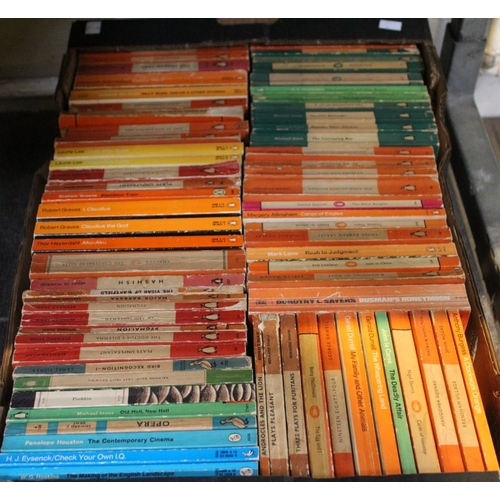 169 - A tray box containing a good selection of vintage Penguin and Pelican books