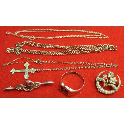 266 - Three 9ct gold chains, a 14ct gold cross, together with yellow metal items including a masonic signe... 