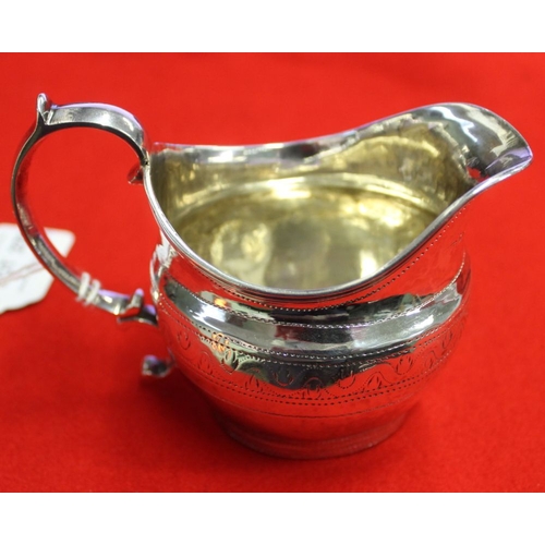 270 - A George III silver milk jug, London 1809, 122g