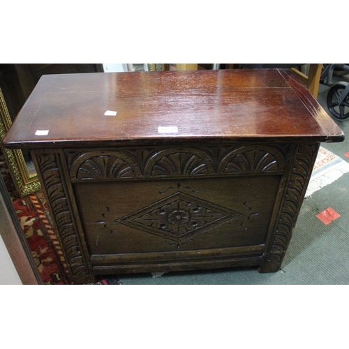 286 - A Rackstraw miniature coffer with carved front