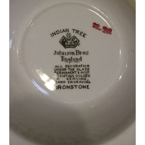 293 - A large & varied selection of Indian Tree pattern porcelain