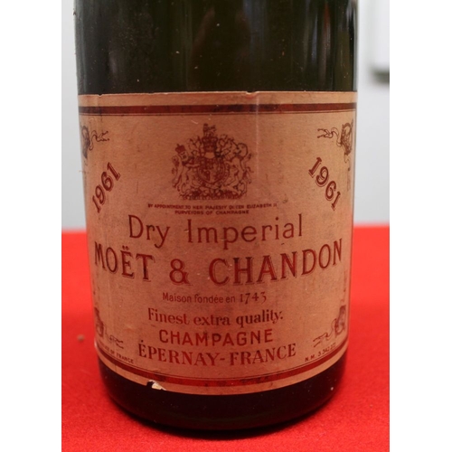 58 - Moet & Chandon Champagne, 1961, 1 bottle