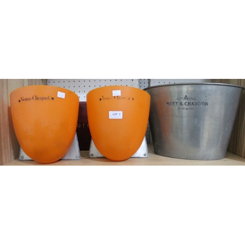 Lot 3         