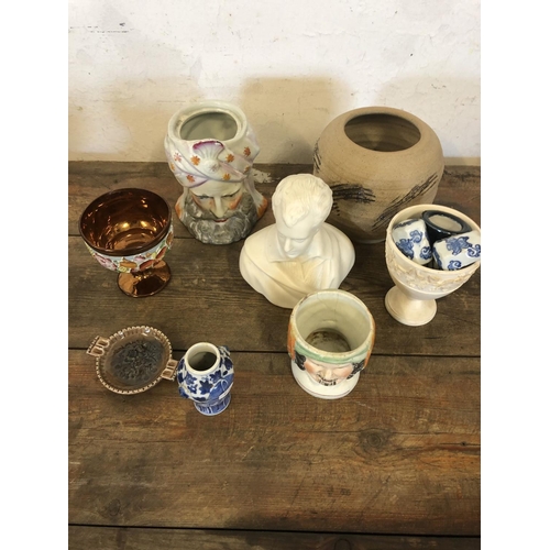 23 - Collection of pottery