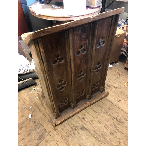 390 - Antique oak lectern