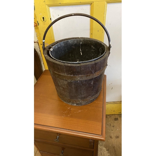 37 - Copper bound oak bucket with liner