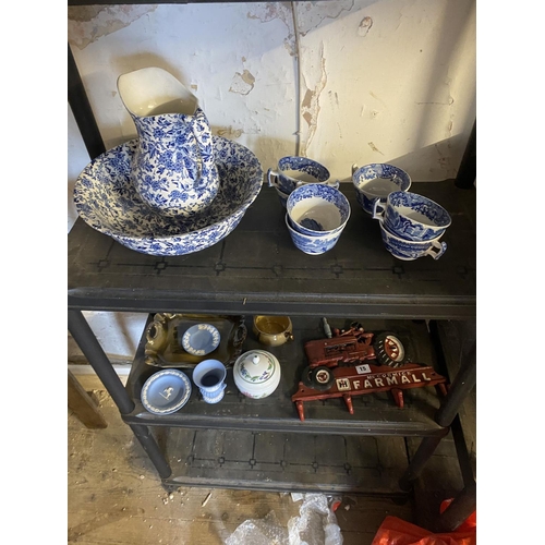 19 - Blue and white jug & bowl and Spode cups