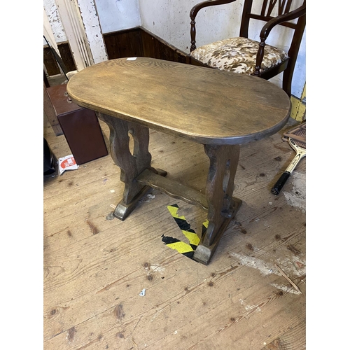 115 - Oak occasional table