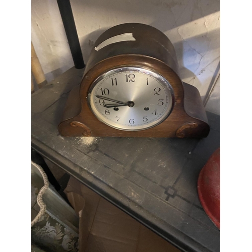 17 - Mantle clock