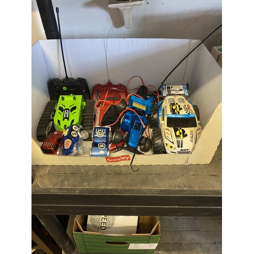 54 - Box toy cars