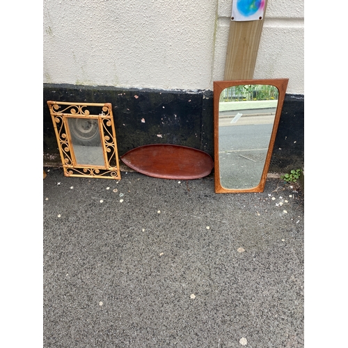 1009 - Wooden tray & 2 retro mirrors