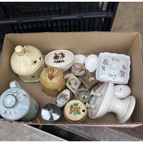 34 - Box china