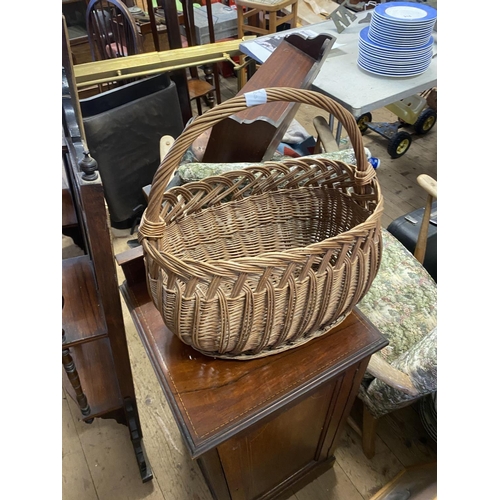 36 - Wicker shopping basket