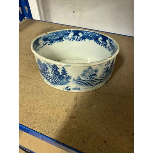 41 - Oriental blue & white bowl