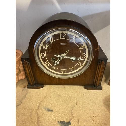 25 - Oak mantle clock