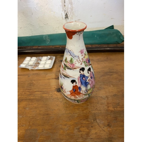 155 - Japanese vase