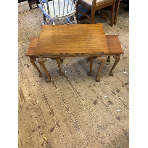 228 - Nest teak tables