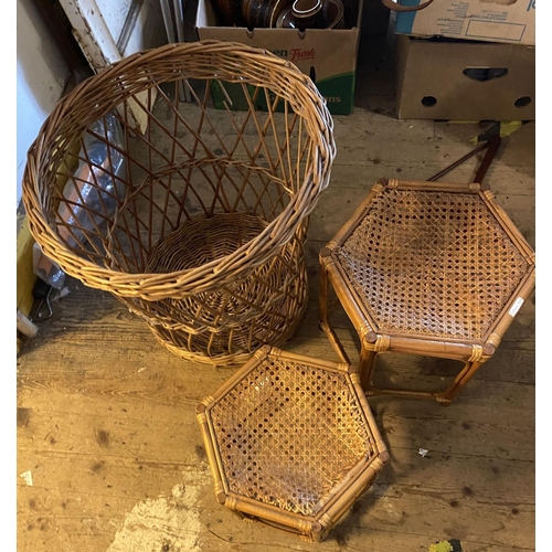 577 - Wicker basket etc