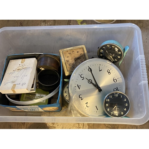 578 - Box clocks