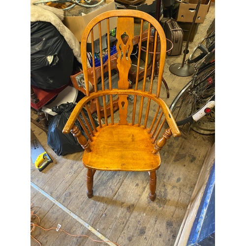 390 - 19th century Windsor chair