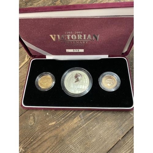 653 - 1901-2001 Victorian Centenery proof set