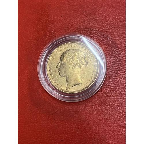 665 - 1885 gold sovereign