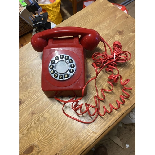 45 - Vintage telephone