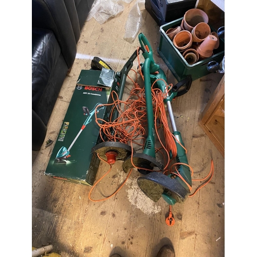 4 - 4 electric strimmers