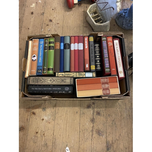 119 - Box folio society books