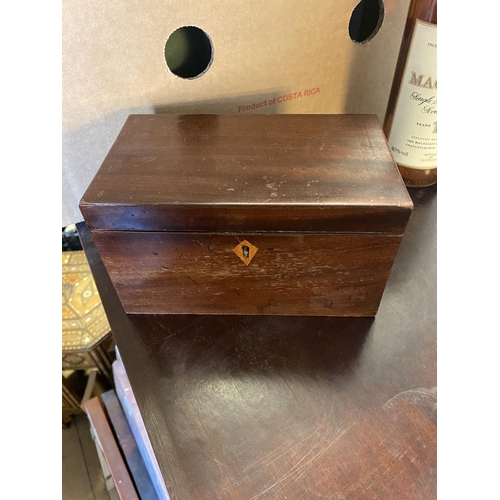 40 - Mahogany tea caddy