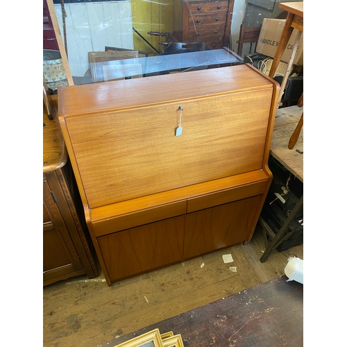 1126 - Retro desk