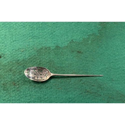 741 - Silver Moat spoon