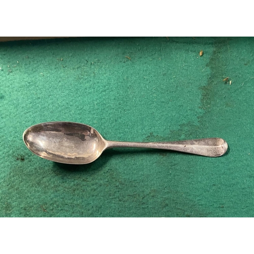 747 - Queen Anne silver spoon weight 59g