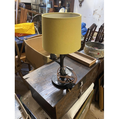 105 - Decorative bird lamp