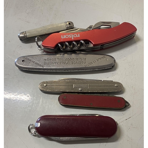 267 - 6 pen knives